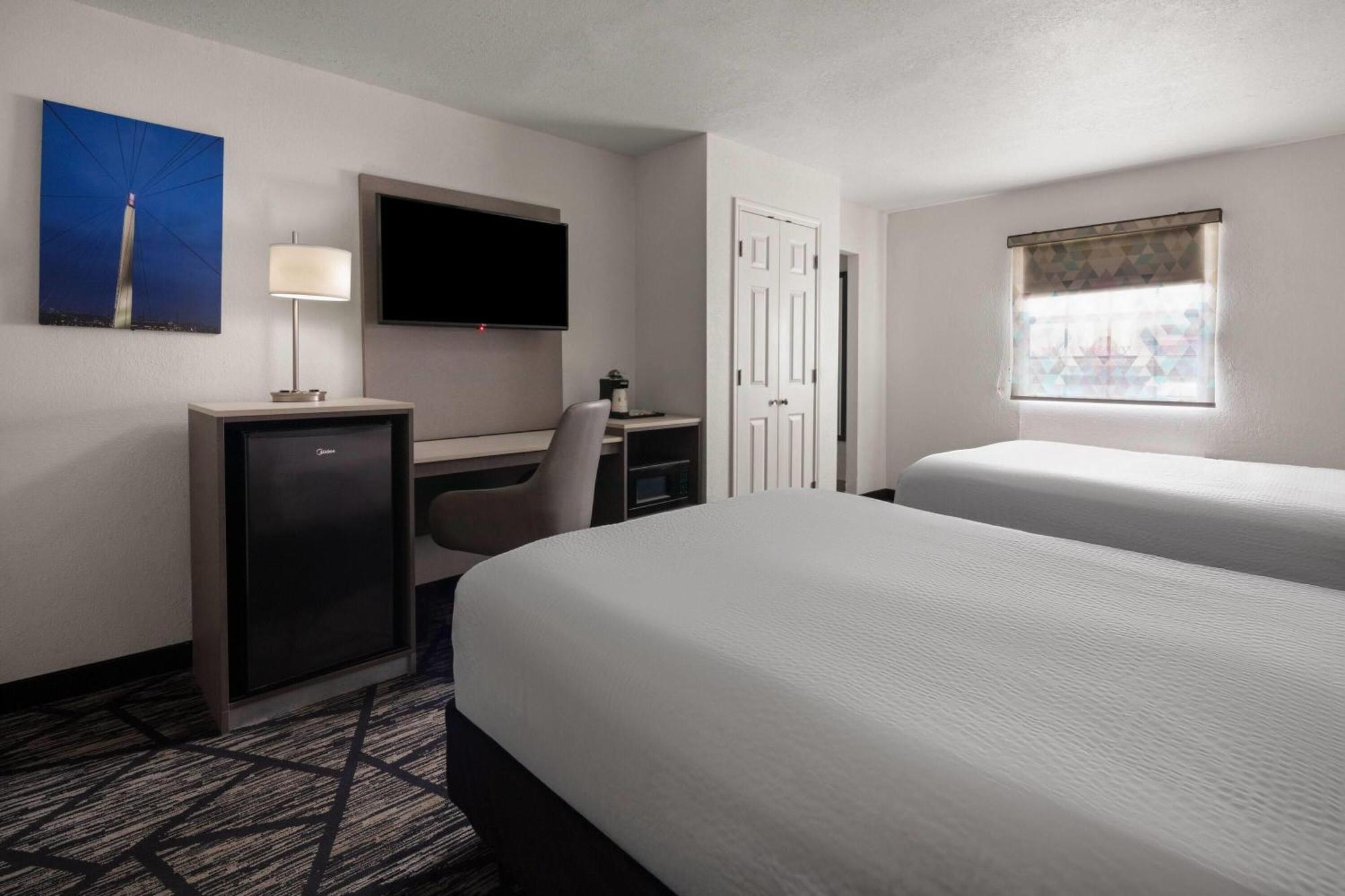 Deluxe Double Room with Two Double Beds