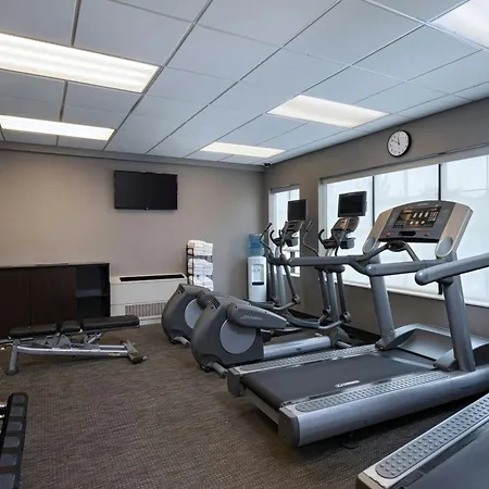 Courtyard By Marriott Omaha Aksarben Village-3